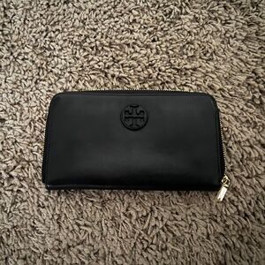 Tory Burch Wallet New